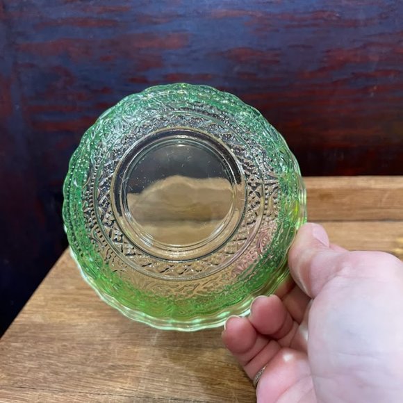 Set of 4 Studio Silversmiths Studio Everyday Renaissance Colours Glass Bowls - Picture 10 of 11